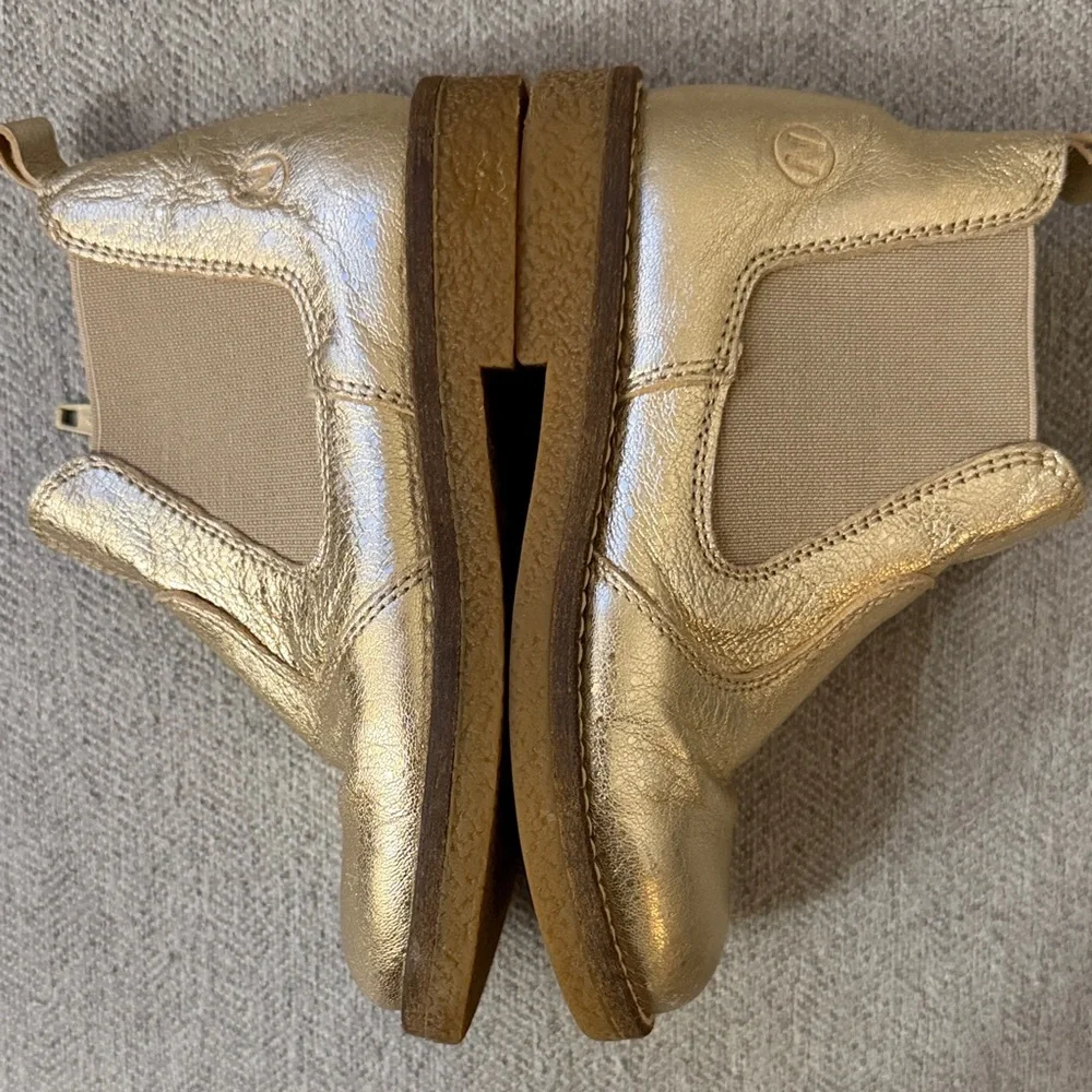 Naturino Gold Toddler Boots Size 25